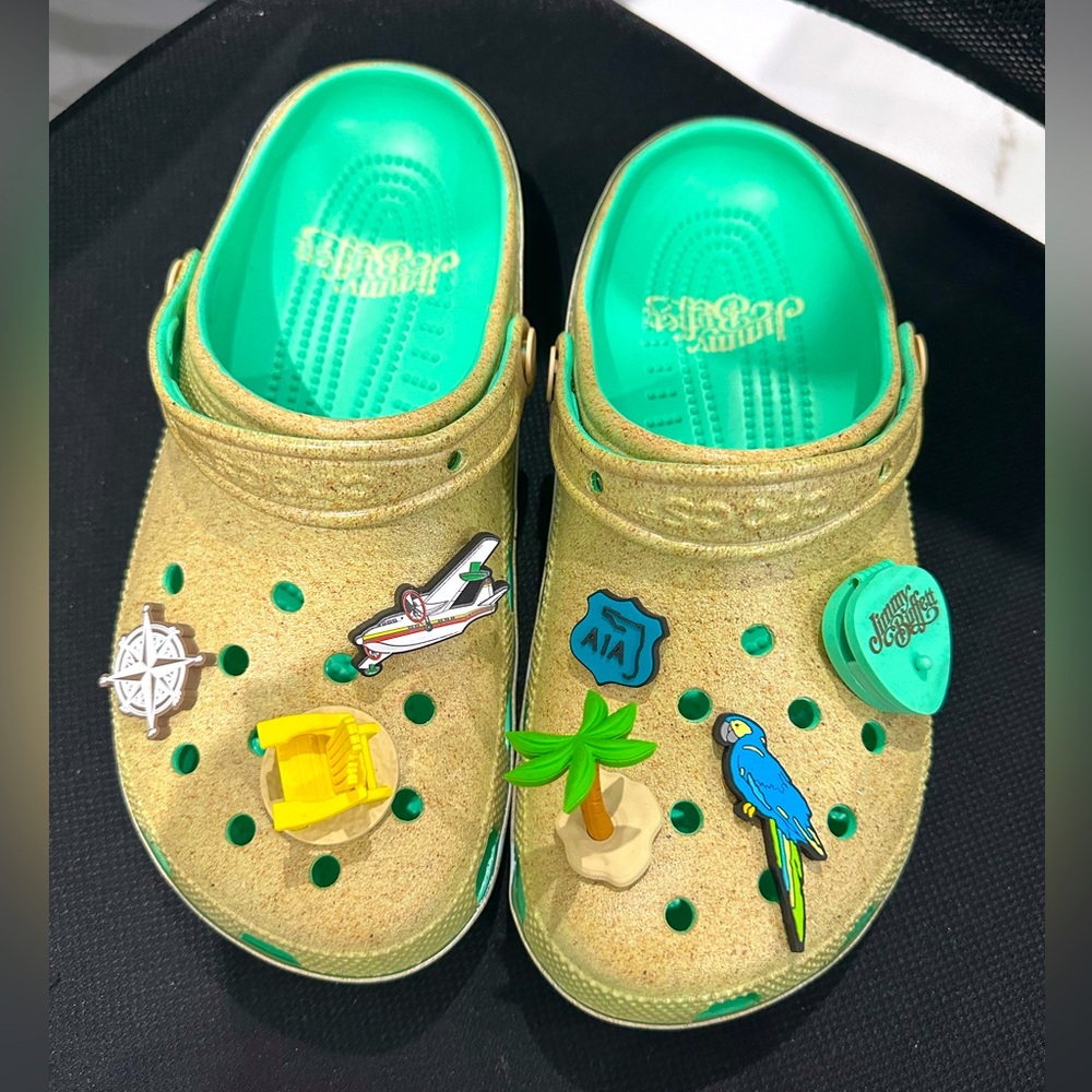 Margaritaville Crocs Gem